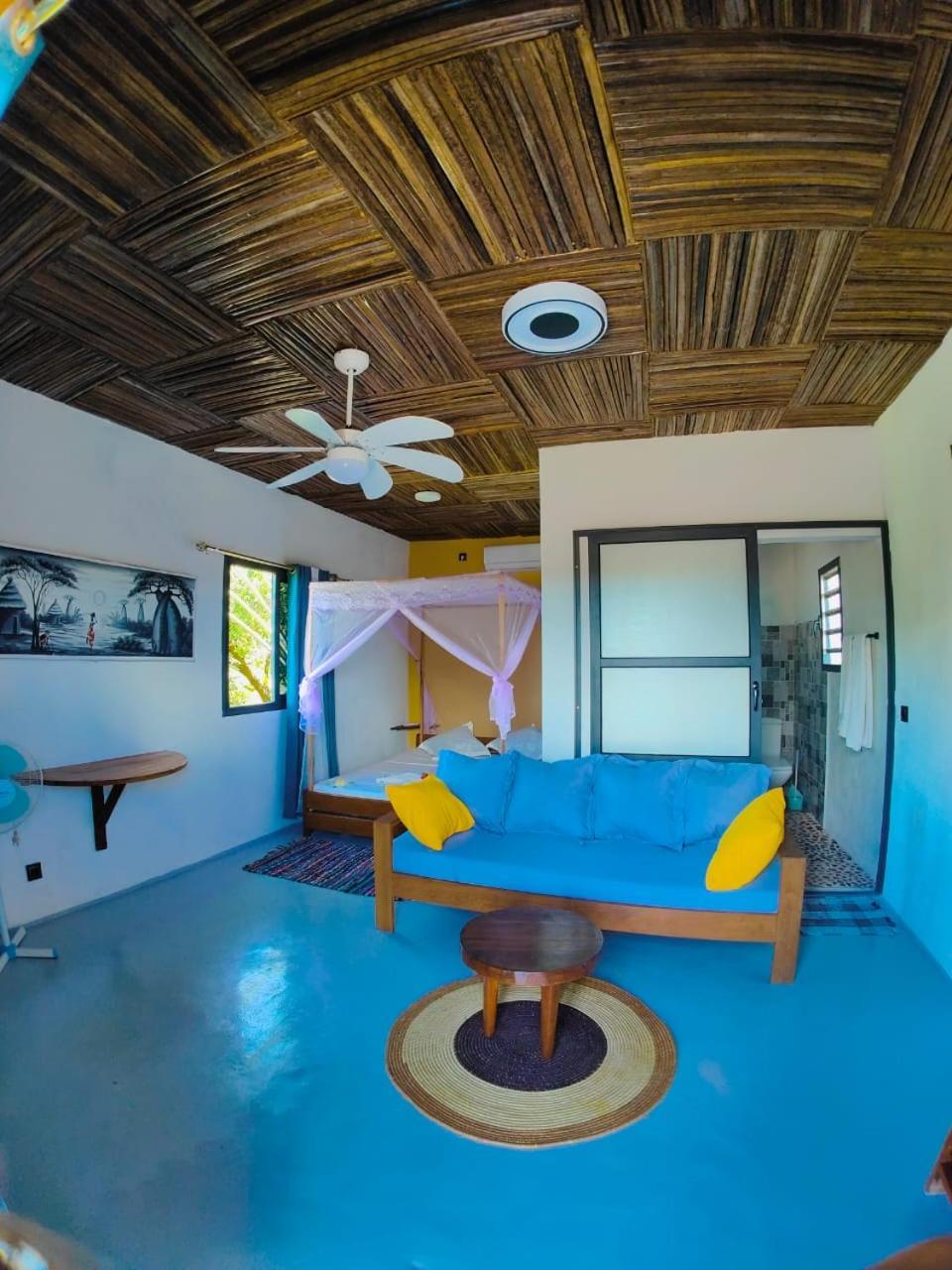 Bungalows Des Tropiques Нуси-Бе Экстерьер фото