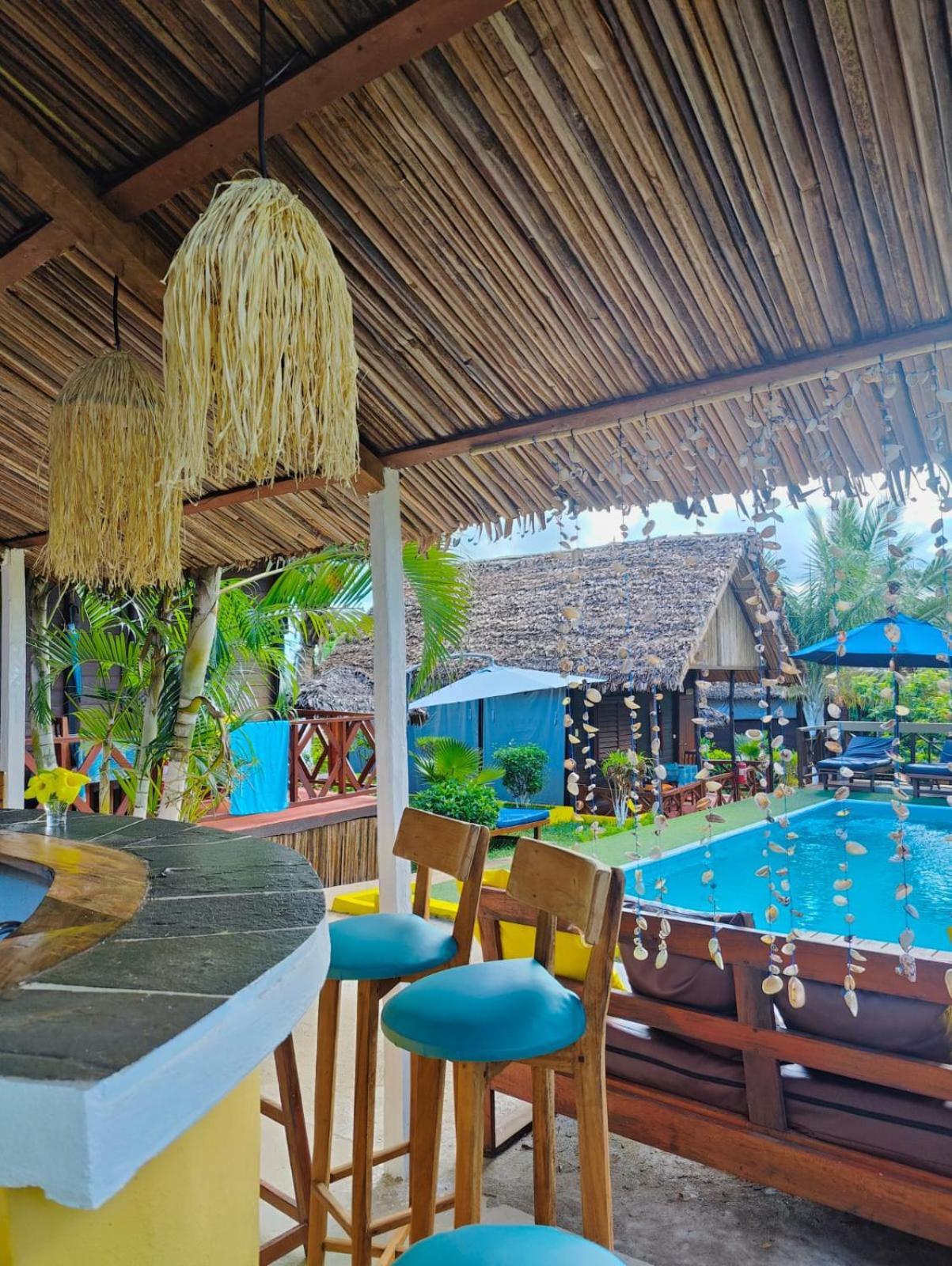 Bungalows Des Tropiques Нуси-Бе Экстерьер фото